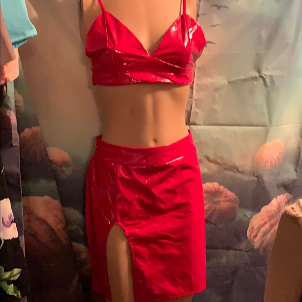 New Sexy 2 piece red pleather- soft inside small
